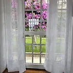 Cool 4-bedroom With Sea Views Βίλα