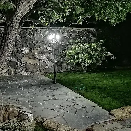 Βίλα Cool 4-bedroom With Sea Views *