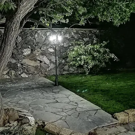 4-bedroom With Cool Sea Views Вилла