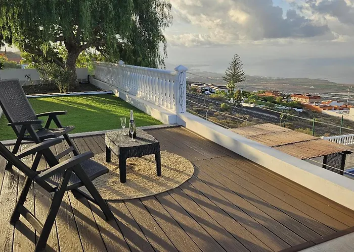 Cool 4-bedroom With Sea Views וילה Tijoco de Abajo