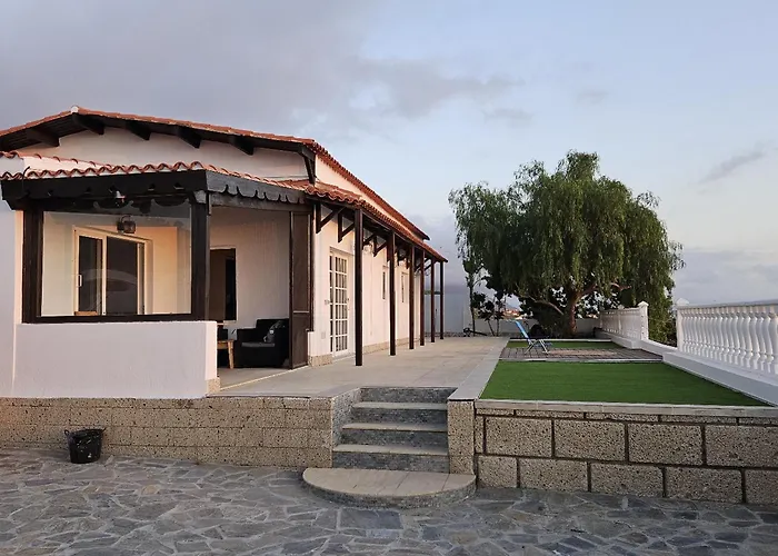 Cool 4-bedroom With Sea Views וילה Tijoco de Abajo