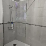 Cool 4-bedroom With Sea Views 빌라 *
