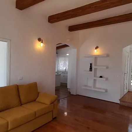 4-bedroom With Cool Sea Views * Tijoco de Abajo